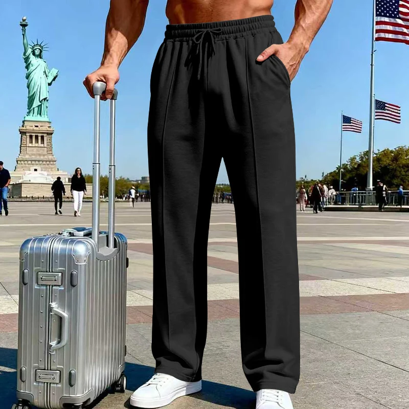 Pantalones rectos de hombre con cintura elástica y cordón ajustable.