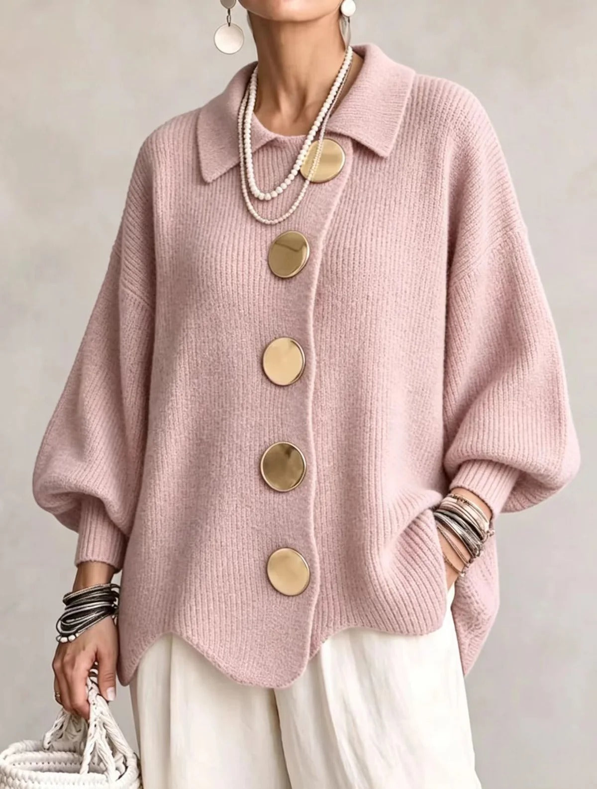 Cárdigan oversize con cuello y botones grandes metálicos