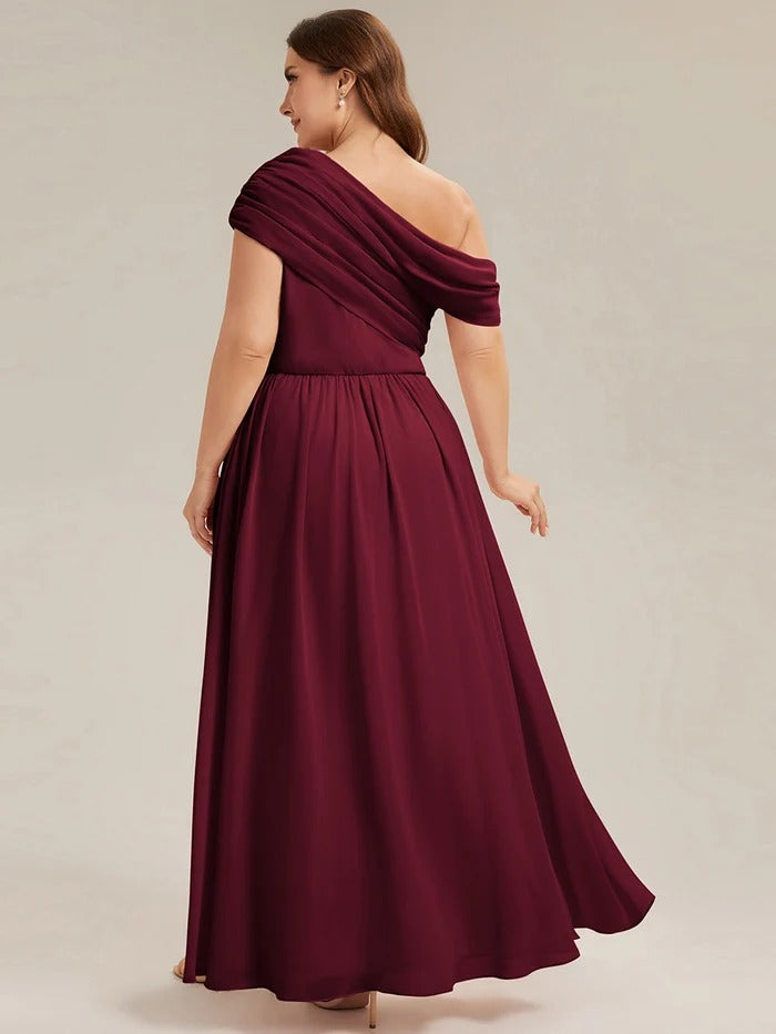 Sandra - Vestido largo asimétrico sin tirantes de corte A con detalle fruncido