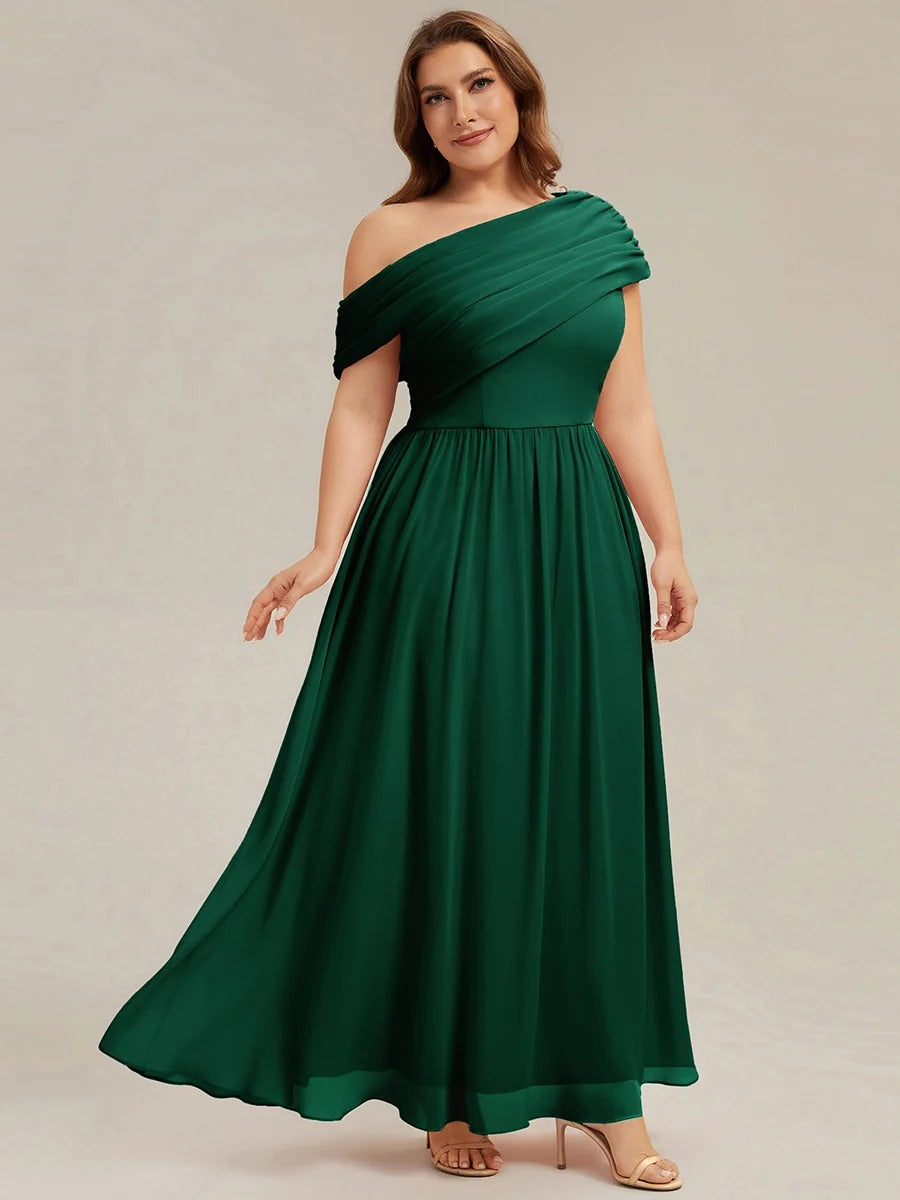 Sandra - Vestido largo asimétrico sin tirantes de corte A con detalle fruncido